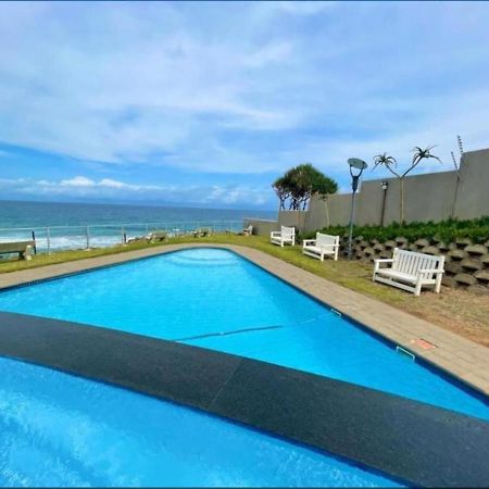 מרגייט Whale Rock, Modern Beachfront Apartment מראה חיצוני תמונה