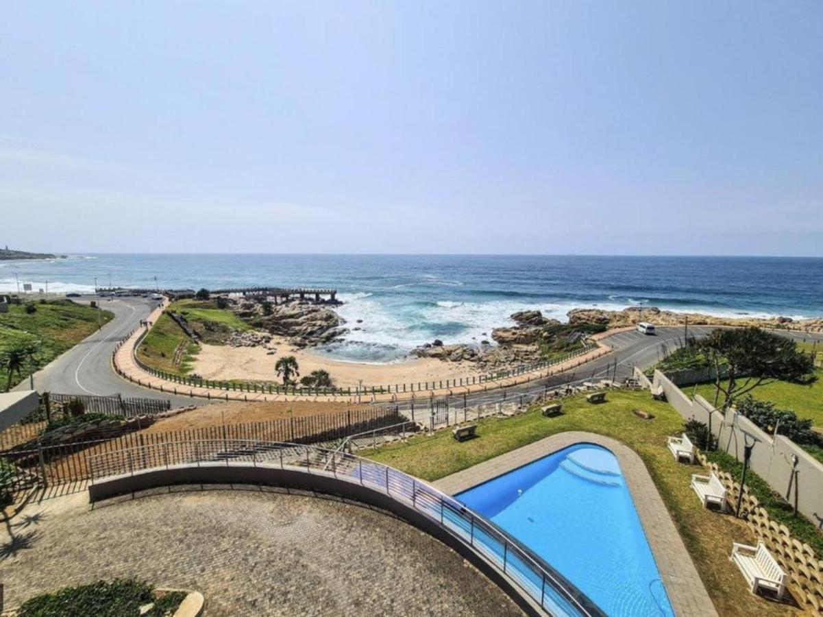 מרגייט Whale Rock, Modern Beachfront Apartment מראה חיצוני תמונה